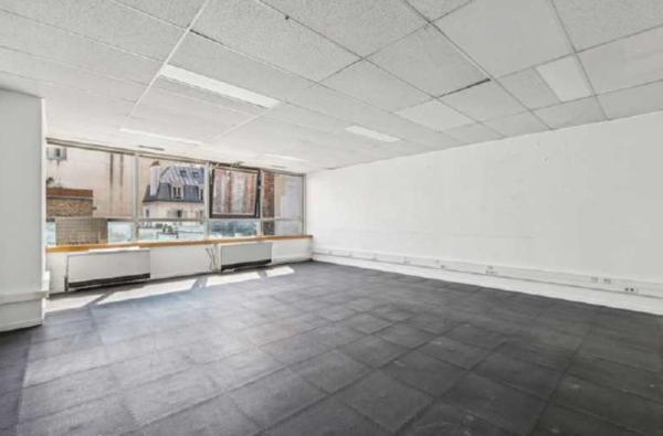 Bureaux à vendre à PARIS 75010