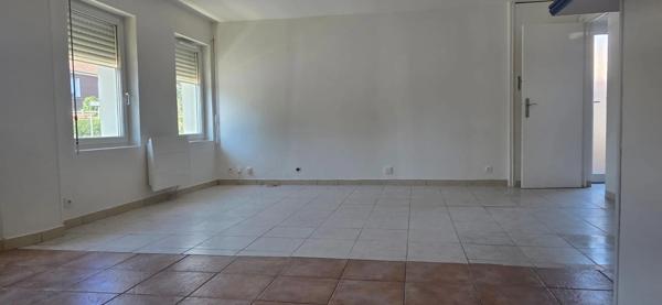 NOUVEAU : Immeuble de rapport à vendre GODERVILLE (76)