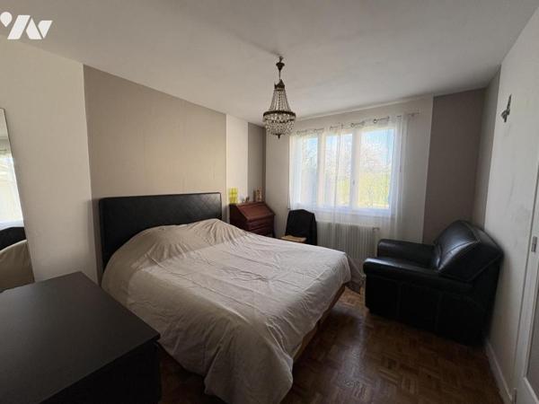 NIORT QUARTIER SOUCHE, pavillon sur sous-sol de 174 m² 