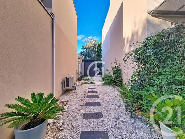 Maison à vendre  4 pièces - 85,86 m2 ARLES - 13