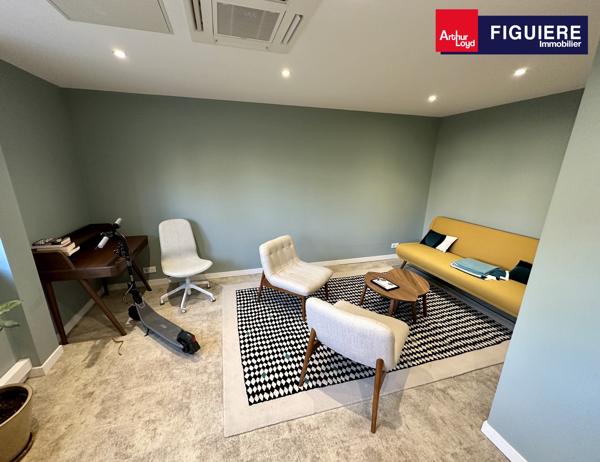PETIT BUREAU EN CV D'AIX EN PROVENCE AVEC ESPACES PARTAGÉS