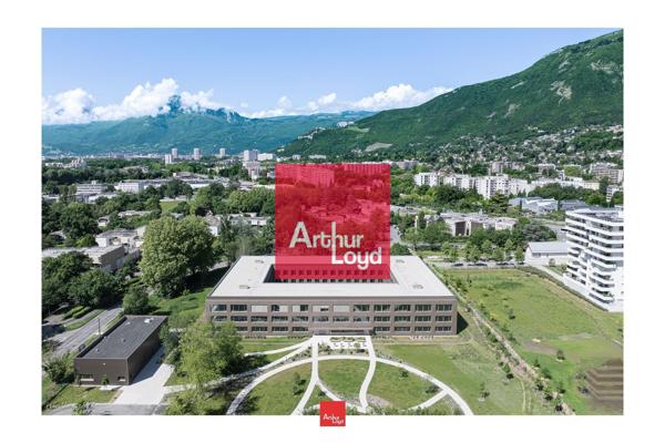 Bureaux à louer à Meylan dans immeuble rénové avec certification BREEAM