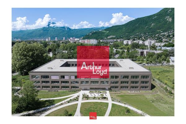 Bureaux à louer à Meylan dans immeuble rénové avec certification BREEAM