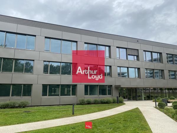 Bureaux à louer à Meylan dans immeuble rénové avec certification BREEAM