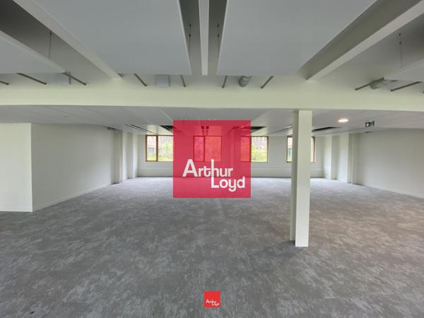 Bureaux à louer à Meylan dans immeuble rénové avec certification BREEAM