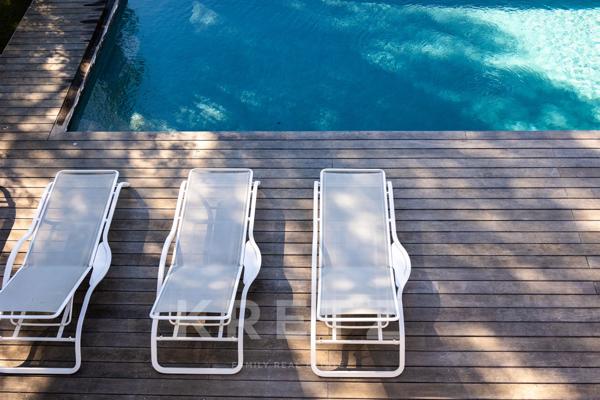 Villa d'architecte d'exception dans un cadre enchanteur