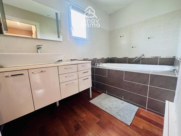 Maison
                                                                                                                                                                                                                                                                                                                        5 pièce(s)                                                                                                                                                                                                          3 chambre(s)                                                                                                                                                                                                          75.16  m²