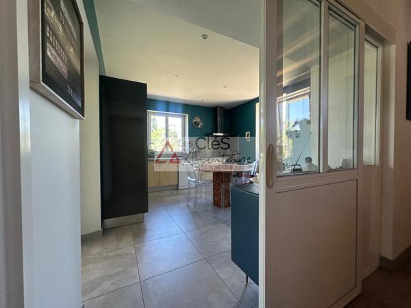 Maison 6 pièce(s) 5 chambre(s) 223 m²