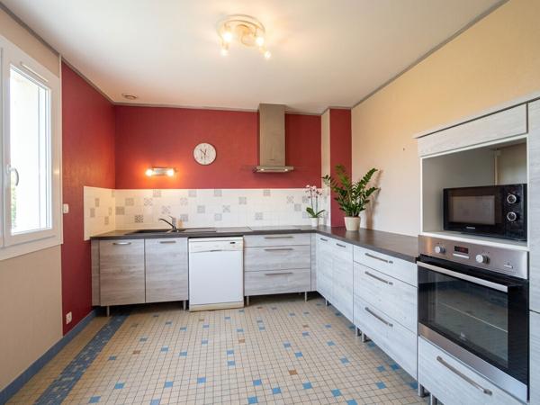 EN VENTE - GARCHIZY - Maison 4 chambres sur sous-sol