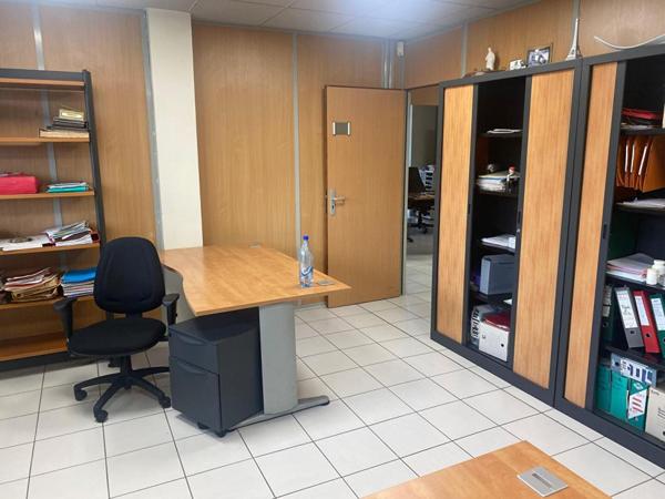 Bureaux 106 m2 Le Lamentin