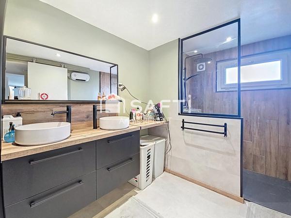 Maison - 6 pièces - 125m² avec dépendance