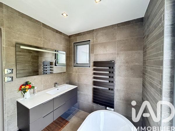 Maison à vendre 5 pièces 171 m² La Tronche