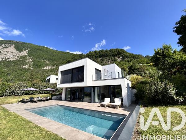 Maison à vendre 5 pièces 171 m² La Tronche