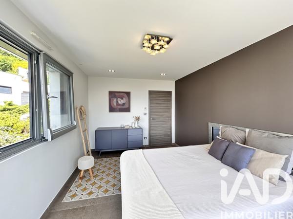 Maison à vendre 5 pièces 171 m² La Tronche
