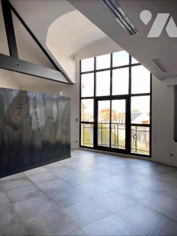 Appartement T4 - 4ème et dernier étage - Terrasses - Cave - Double garage - 178,88 m².