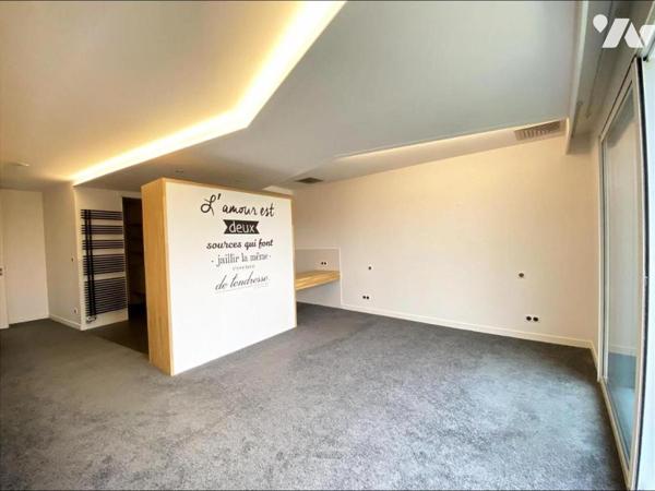 Appartement T4 - 4ème et dernier étage - Terrasses - Cave - Double garage - 178,88 m².
