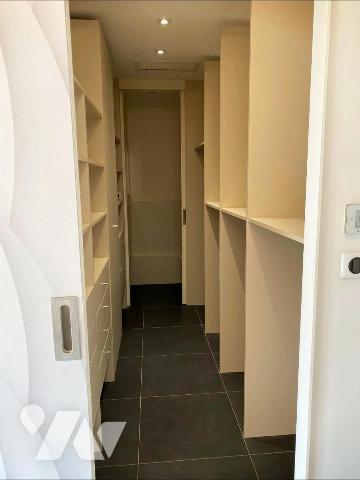 Appartement T4 - 4ème et dernier étage - Terrasses - Cave - Double garage - 178,88 m².