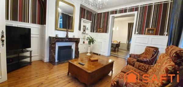 LISIEUX BELLE DEMEURE 179 m2 PROCHE CENTRE VILLE