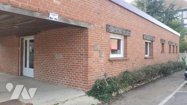 BAPAUME -  immeuble à usage de cabinet médical