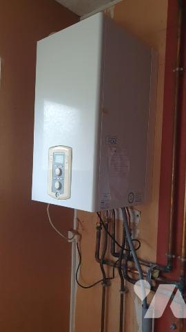 BAPAUME -  immeuble à usage de cabinet médical