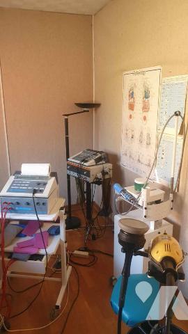 BAPAUME -  immeuble à usage de cabinet médical