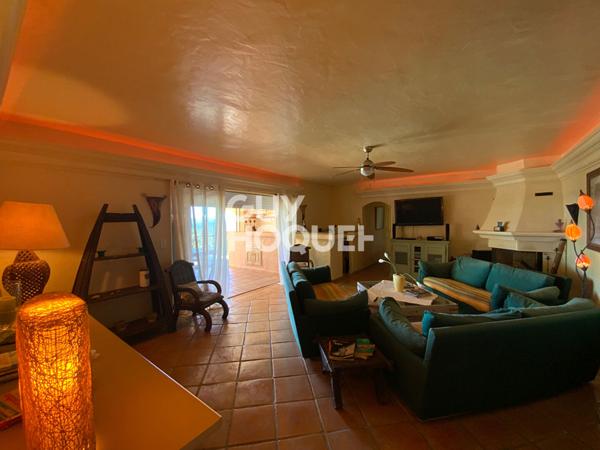 Villa d'exception à vendre à Sainte Maxime - Référence 1514