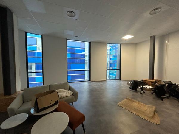 Perpignan - Bureaux à louer - bâtiment contemporain - 283 m2