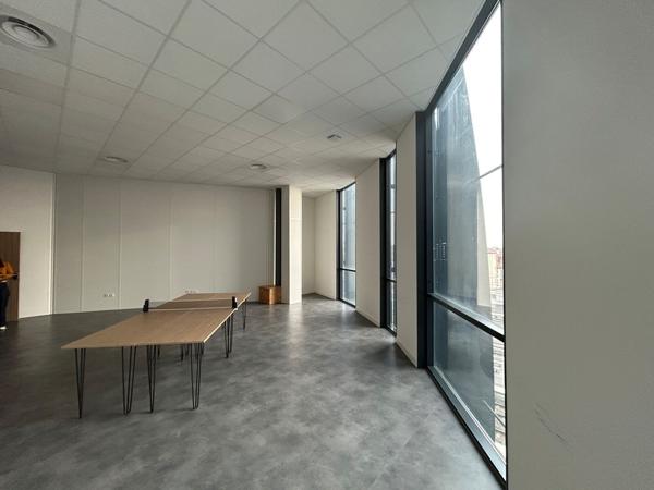 Perpignan - Bureaux à louer - bâtiment contemporain - 283 m2