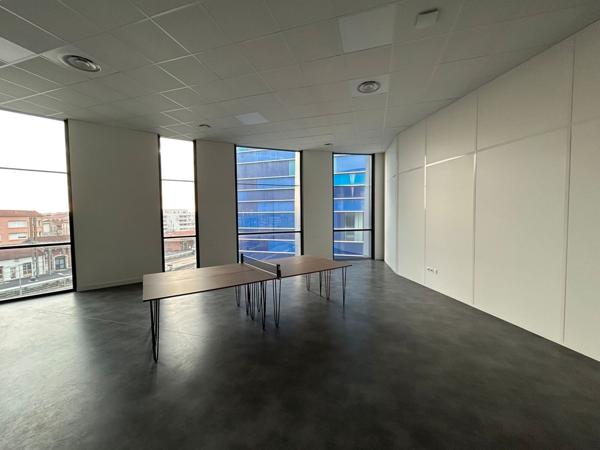 Perpignan - Bureaux à louer - bâtiment contemporain - 283 m2