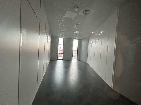 Perpignan - Bureaux à louer - bâtiment contemporain - 283 m2