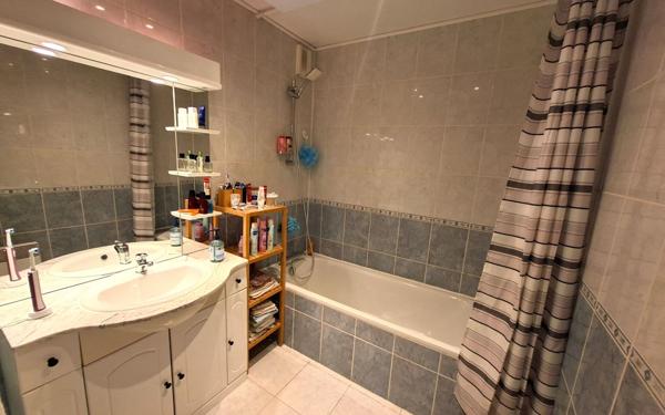 Appartement à vendre    3 pièces • 61,59 m2 Saint-Paul-lès-Dax