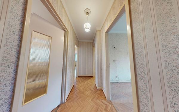 Appartement à vendre    4 pièces • 69 m2 Schiltigheim