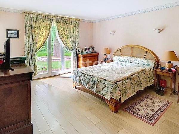 Plaisir Domaine de la Bataille Villa Erable plain pied 4 chambres expo sud terrain 900 m², (192 m² utiles)