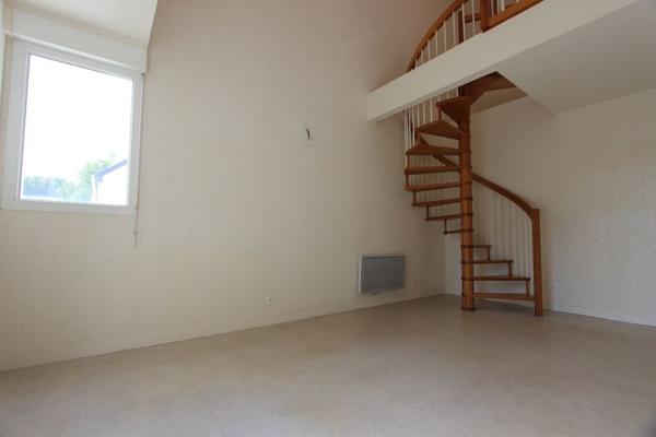 UN APPARTEMENT TYPE 3 EN FORMAT DUPLEX SUR QUIMPER NORD. -