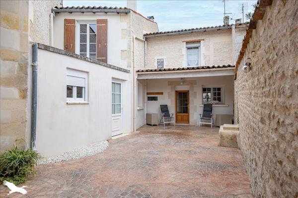 Maison à vendre |  Matha |  5 pièces | 152 m²