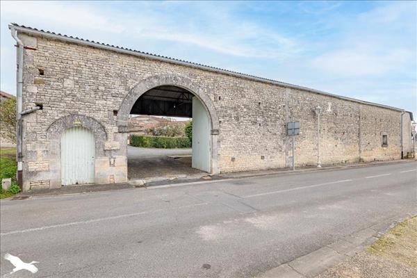 Maison à vendre |  Matha |  5 pièces | 152 m²