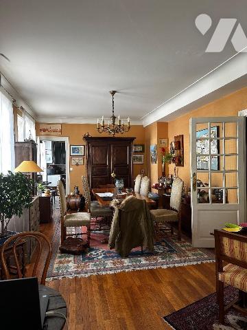 Chinon hyper-centre


Cette maison dispose d'une surface habitable de 200 m²
 Elle se compo...