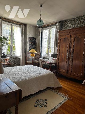 Chinon hyper-centre


Cette maison dispose d'une surface habitable de 200 m²
 Elle se compo...