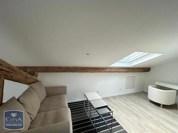 Appartement à louer 1 pièce 24.77m²