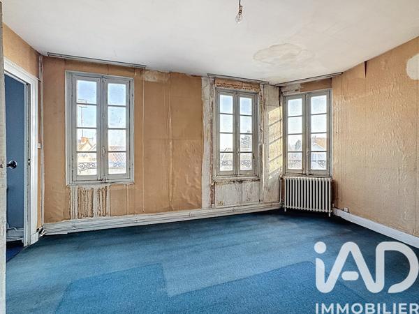 Maison à vendre 8 pièces 227 m² Barbezieux-Saint-Hilaire