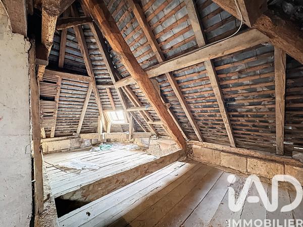 Maison à vendre 8 pièces 227 m² Barbezieux-Saint-Hilaire