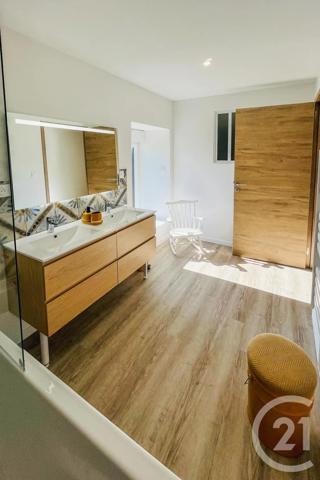 Maison à vendre  5 pièces - 122 m 2   PORTBAIL  - 50