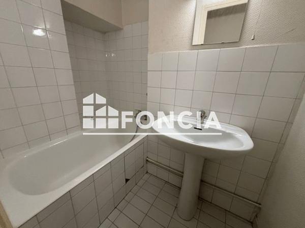 Location Appartement 3 pièces 75.19 m² - 6 RUE DES TROIS MARIES Lyon 69005