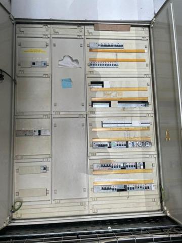 CONCESSION AUTOMOBILE