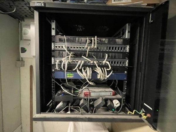 CONCESSION AUTOMOBILE