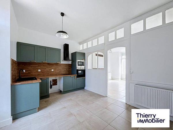 Maison 6 pièces                                        - 35800 Dinard - Centre Réf : 130624