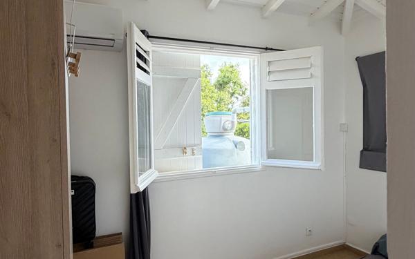 Maison à louer    3 pièces •  Le Gosier