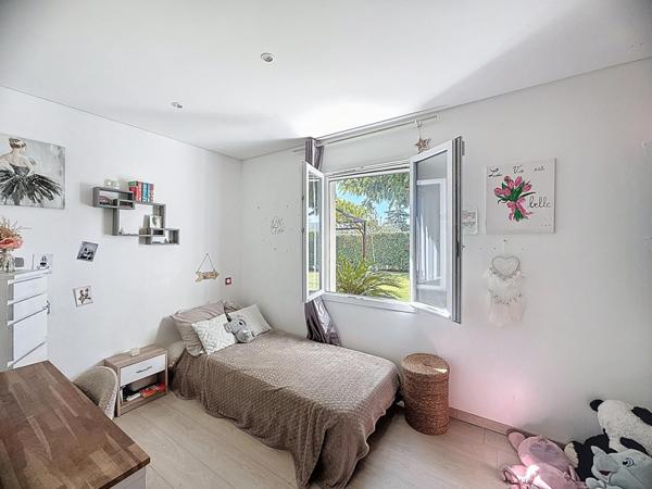 À vendre – Superbe maison familiale de 114 m² avec piscine et prestations haut de gamme