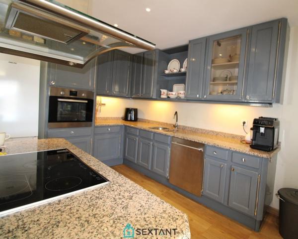 DIVONNE-LES-BAINS- Bel appartement T4 de 121 m² -  620.000 