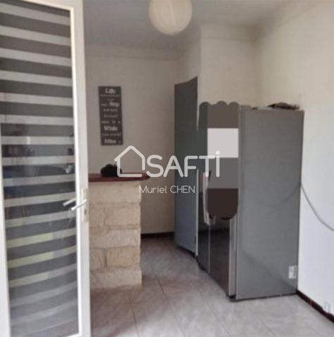 LUNEL-VIEL : IDEAL INVESTISSEUR : Maison de village comprenant deux habitations + garage